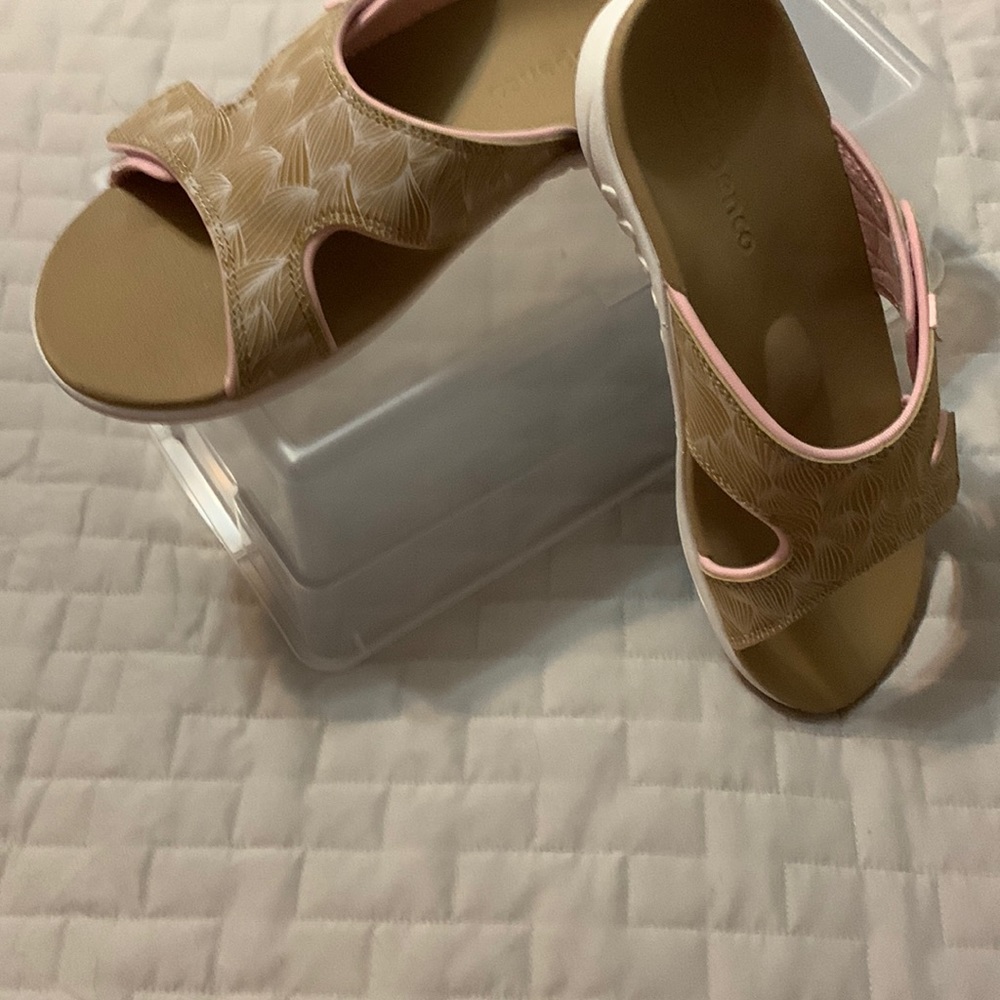 Spence Sandals